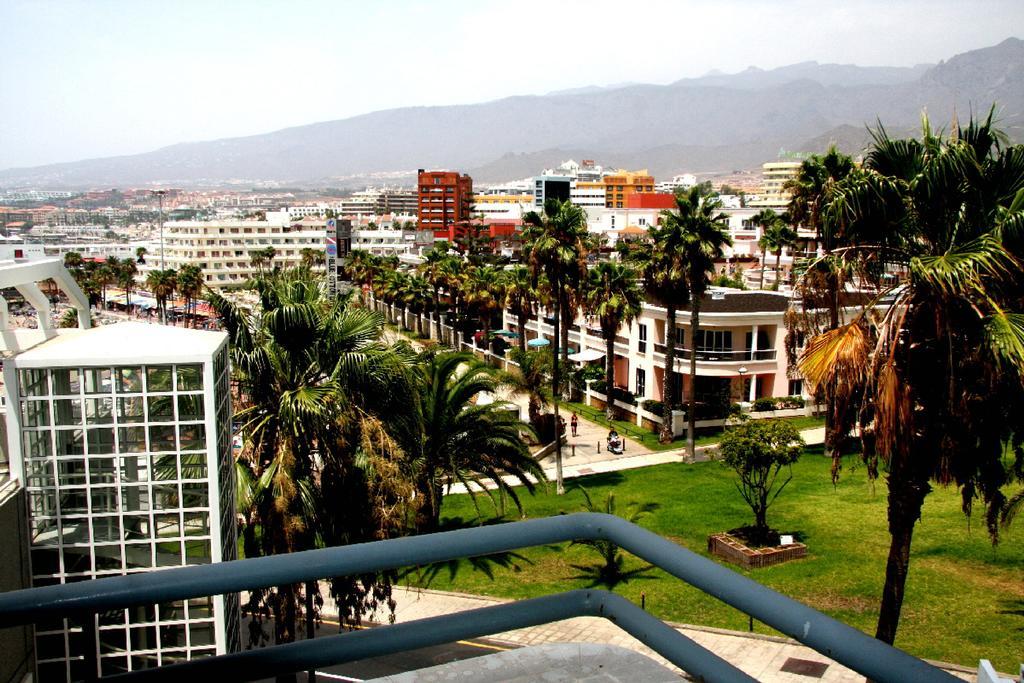 Club Atlantis Aparthotel Ocean View Costa Adeje  Exterior foto